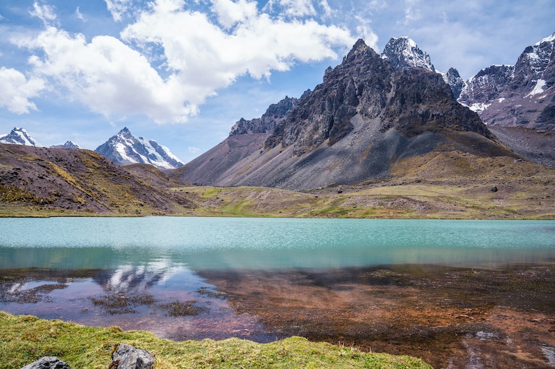 Exploring the Majestic Peaks of Peru